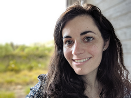 julia ferraioli profile photo